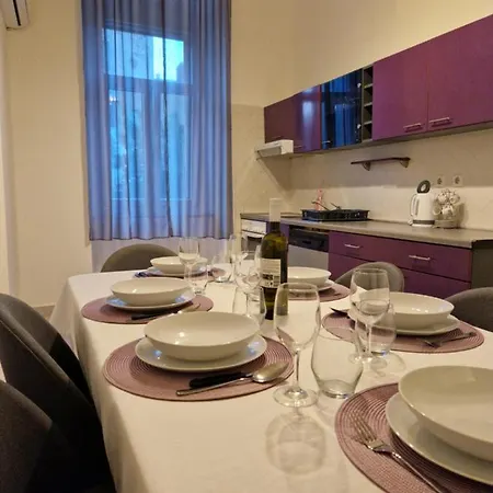 Toni Apartment *