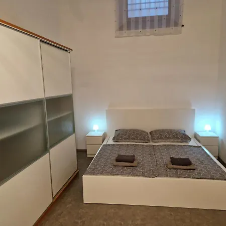 Apartment Toni *
