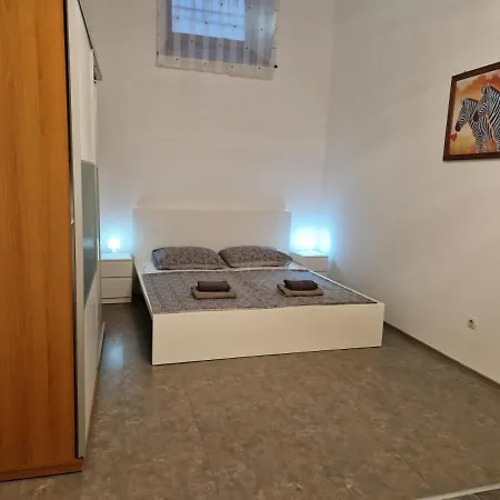 Toni Apartment